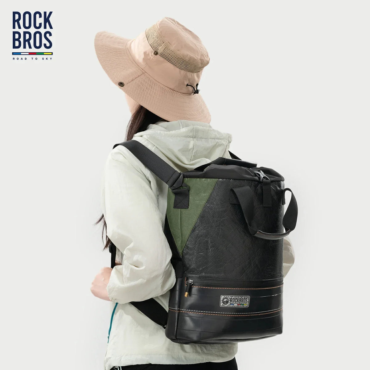 Sustainable Recycled Tire Bike Panniers 12L ROAD TO SKY